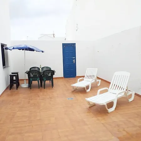 Dom wakacyjny Casa El Lajiar *